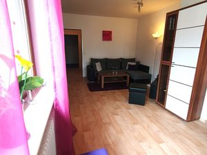 23882397-Ferienwohnung-3-Winterberg-300x225-1