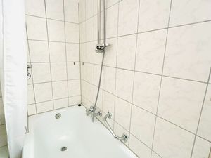 23954217-Ferienwohnung-5-Winterberg-300x225-5