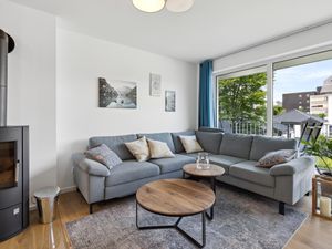 23824291-Ferienwohnung-6-Winterberg-300x225-3