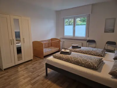 Schlafzimmer 1 Bild 2