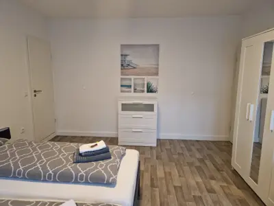 Schlafzimmer 1 Bild 3