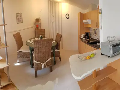 Fewo unten -2 Schlafzimmer/ 2 Bäder mit Gartenblick