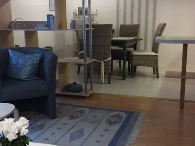 Fewo unten -2 Schlafzimmer/ 2 Bäder mit Gartenblick