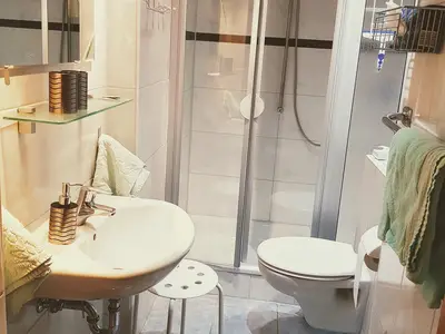 Fewo unten -2 Schlafzimmer/ 2 Bäder mit Gartenblick