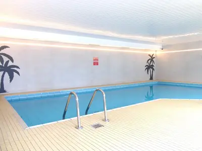 PoolOfHouse