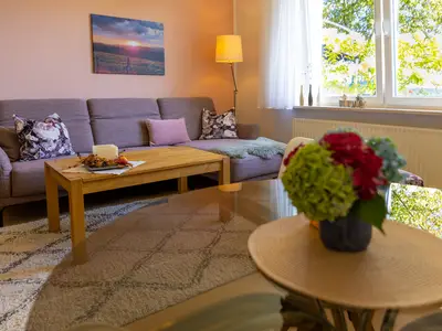 Wohnzimmer mit Essbereich