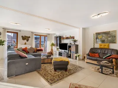 Photo, INSIDE, OUTSIDE