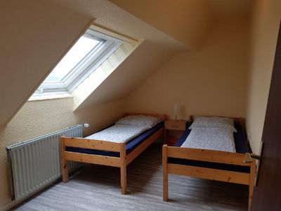 Kleines Schlafzimmer Nr.3 mit zwei Einzelbetten ( 90x200 )