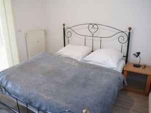 23551429-Ferienwohnung-2-Wismar-300x225-3