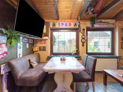DiningRoom