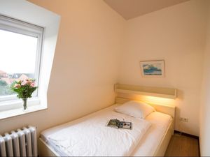 23880990-Ferienwohnung-3-Wittdün-300x225-2