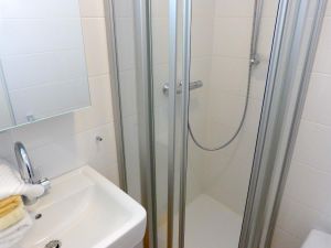 23881098-Ferienwohnung-4-Wittdün-300x225-5