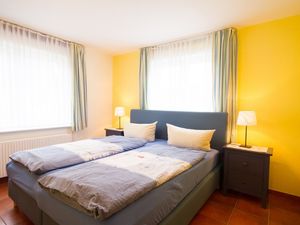 338086-Ferienwohnung-2-Wittdün-300x225-4