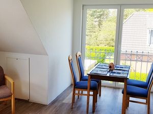 338038-Ferienwohnung-3-Wittdün-300x225-4