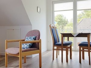 338038-Ferienwohnung-3-Wittdün-300x225-5