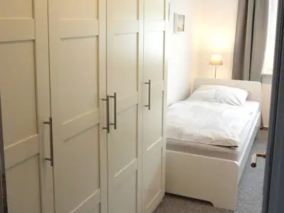 Schlafzimmer 1 der Ferienwohnung Meeresleuchten in Wittdün auf Amrum