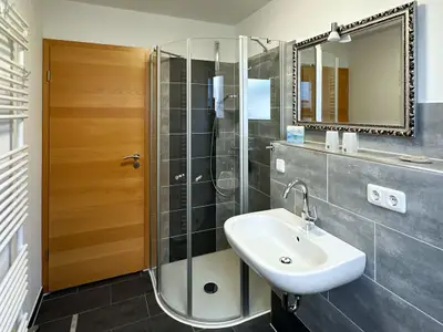 Badezimmer in der Ferienwohnung Ose in Wittdün auf Amrum