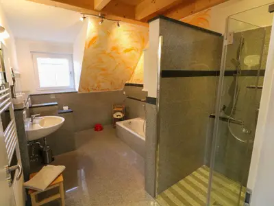 moarhof-wohnung-abendrot-baden01