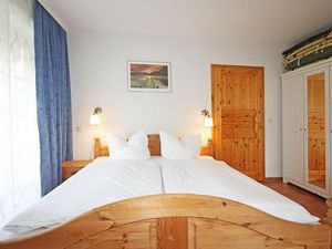 23660707-Ferienwohnung-6-Wittenbeck-300x225-5