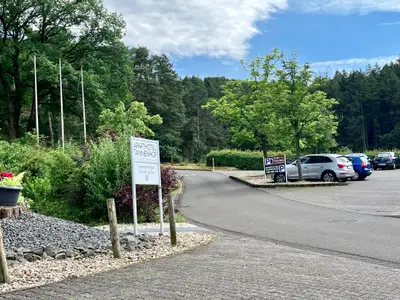 Großer Parkplatz