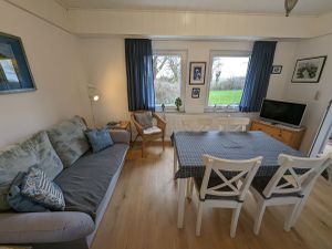 23966391-Ferienwohnung-2-Wittmund-300x225-3