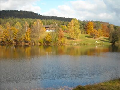 Dreiburgensee im Herbst.jpg