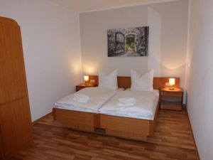 22427599-Ferienwohnung-5-Wohlenberg-300x225-5