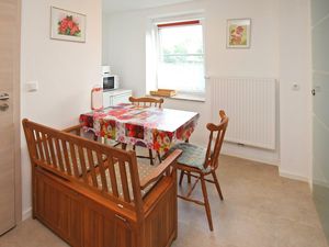 24004489-Ferienwohnung-4-Woldzegarten-300x225-3