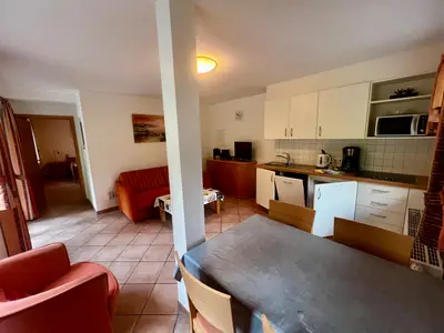 Photo, INSIDE, OUTSIDE