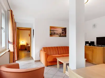 Photo, INSIDE, OUTSIDE