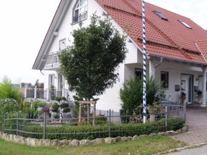 22290209-Ferienwohnung-4-Wolfersdorf-300x225-1