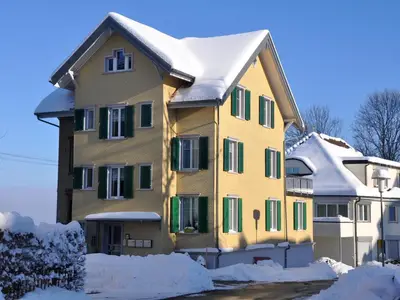 Aussenansicht im Winter