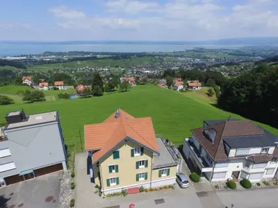Aussenansicht mit Blick auf Bodensee