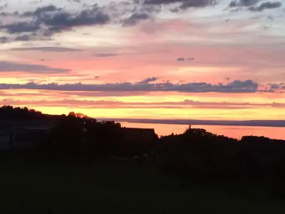 Teilausschnitt der Aussicht auf den Bodensee