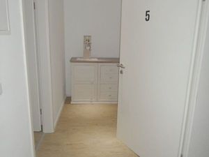 23964283-Ferienwohnung-1-Wolfsburg-300x225-1