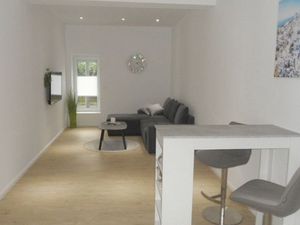 23964281-Ferienwohnung-2-Wolfsburg-300x225-2