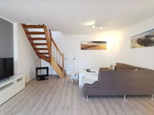 23890657-Ferienwohnung-4-Wolgast-300x225-0