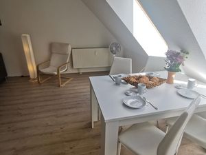 23890657-Ferienwohnung-4-Wolgast-300x225-1