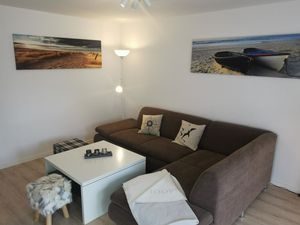 23890657-Ferienwohnung-4-Wolgast-300x225-3