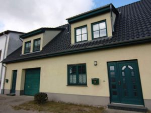 23386733-Ferienwohnung-2-Wolgast-300x225-2