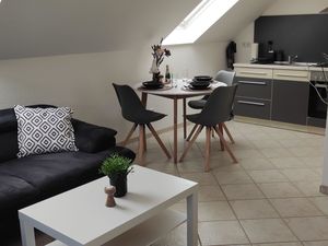 23606220-Ferienwohnung-3-Wolkenstein-300x225-0