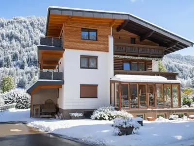 Außenseite Ferienhaus [Winter]