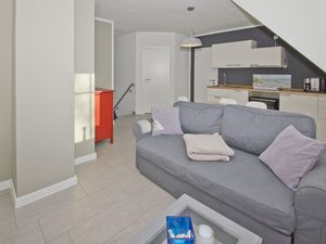 23069245-Ferienwohnung-4-Wreechen-300x225-5