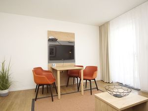 24028763-Ferienwohnung-4-Wreechen-300x225-3