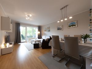 23668576-Ferienwohnung-4-Wremen-300x225-3