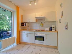 22943951-Ferienwohnung-3-Wremen-300x225-2