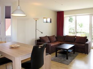 23847727-Ferienwohnung-4-Wremen-300x225-1