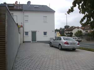 22141485-Ferienwohnung-5-Würzburg-300x225-0