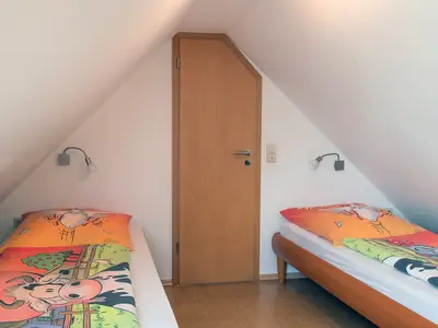 Kinderdomizil im Spitzboden mit eigener Toilette