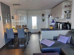 24017277-Ferienwohnung-4-Wurster Nordseeküste-300x225-1